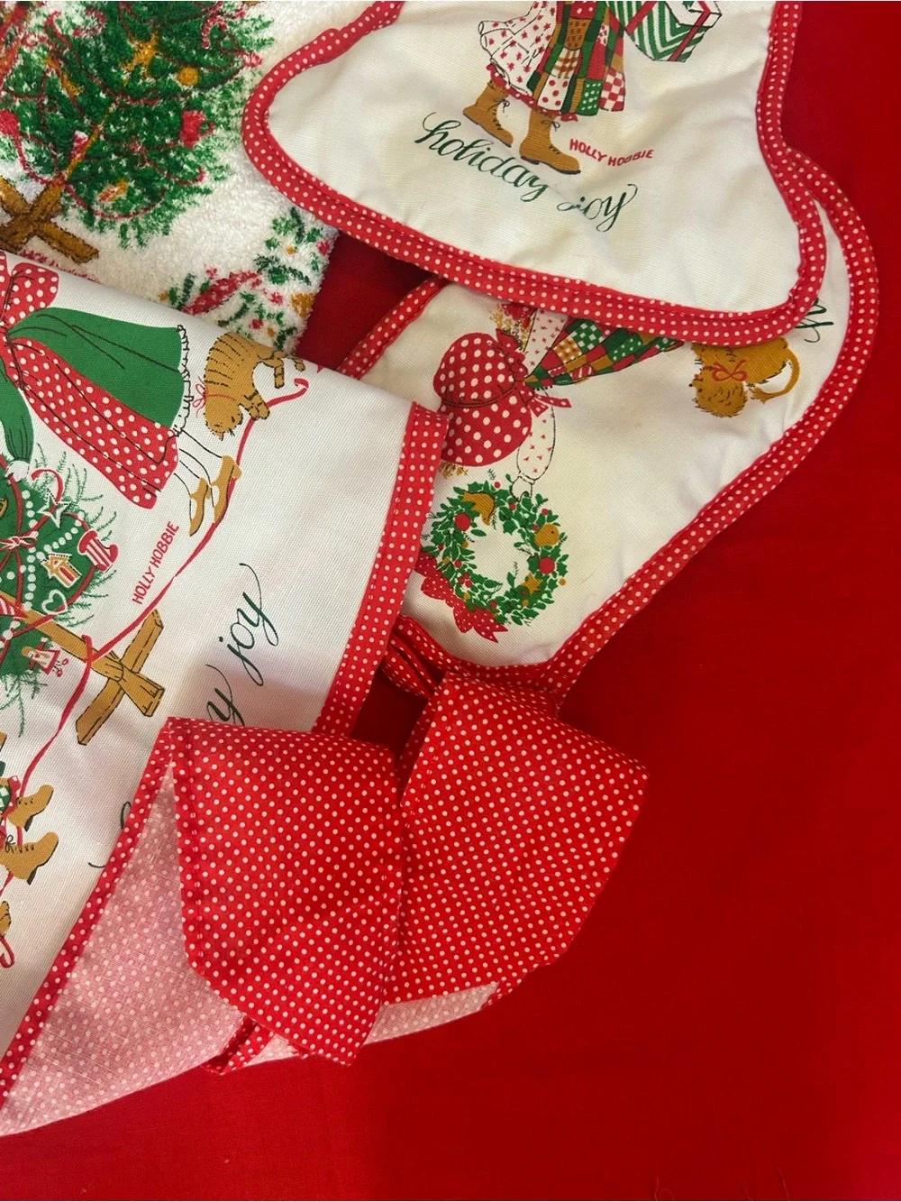 Holiday Holly hobbie Red Christmas Kitchen Towel Potholders and Apron